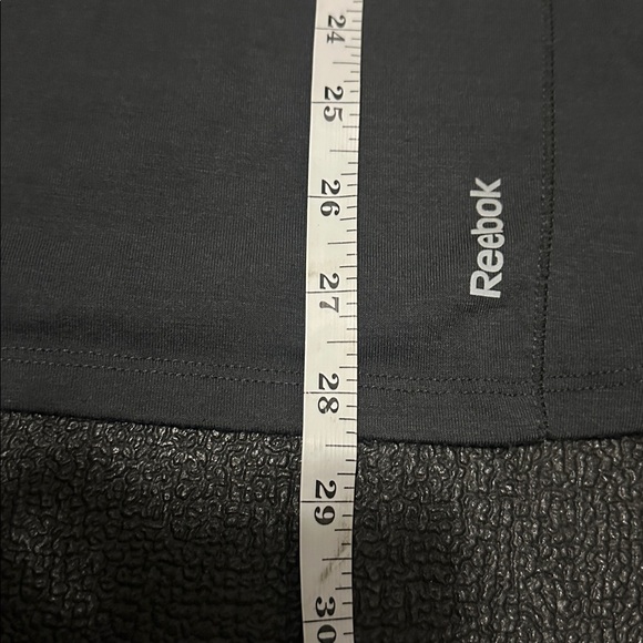 Reebok Charcoal Short Sleeve Tee size XL - Picture 5 of 7